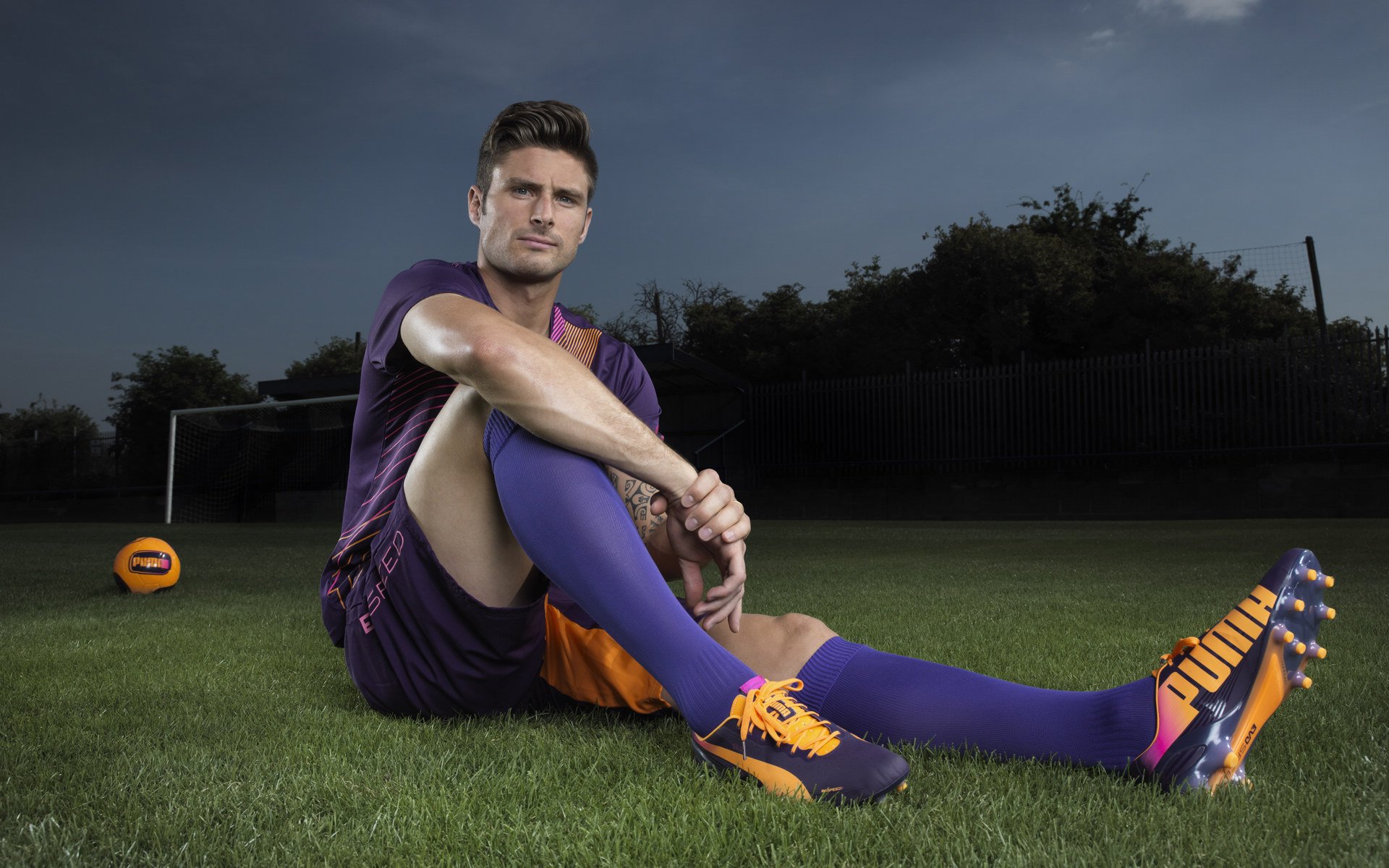 许昕点燃东京不眠夜，一把球拍，一场横扫，十四亿人的篝火